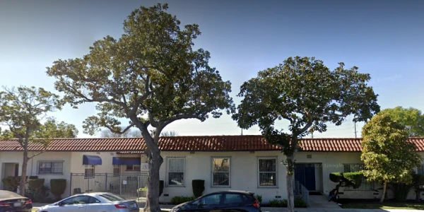 Tarzana Treatment Centers - Magnolia Avenue