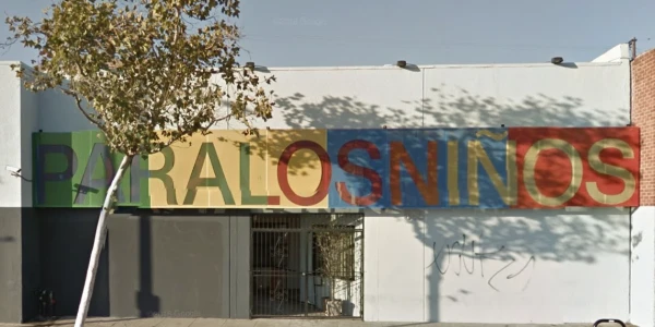 Para Los Ninos Family Center